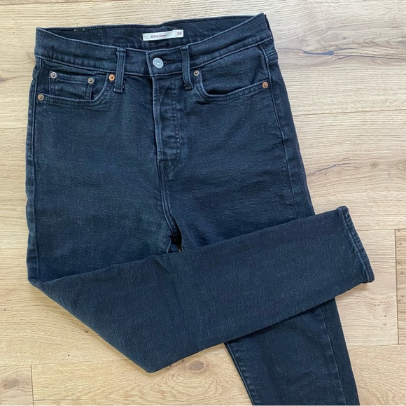 Levi's Denim - Levi's Wedgie Black High-Rise Button Fly Skinny Jeans Size 28